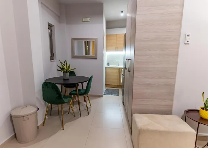 Apartamento Lion's Cave No 1. Calamata