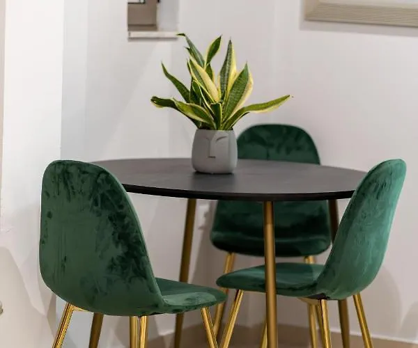 Lion's Cave No 1. Διαμέρισμα Καλαμάτα