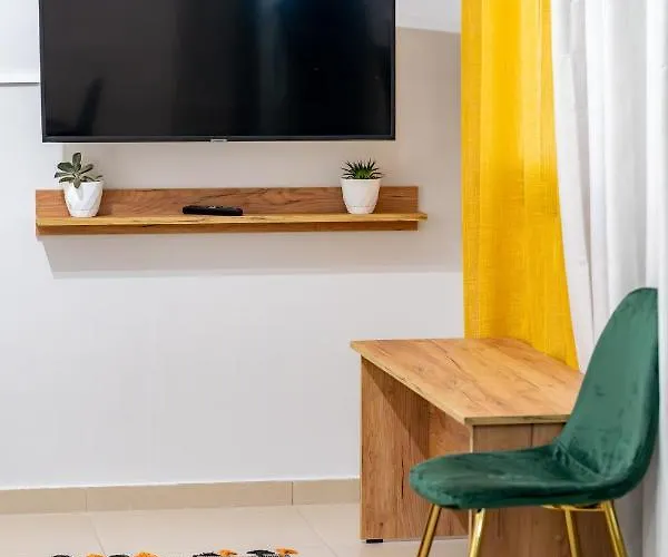 Lion's Cave No 1. * Καλαμάτα